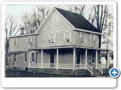 A home on Bank Street in Medford around 1914 - Cooper