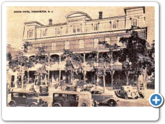 Flemington - The Union Hotel with parked Cars