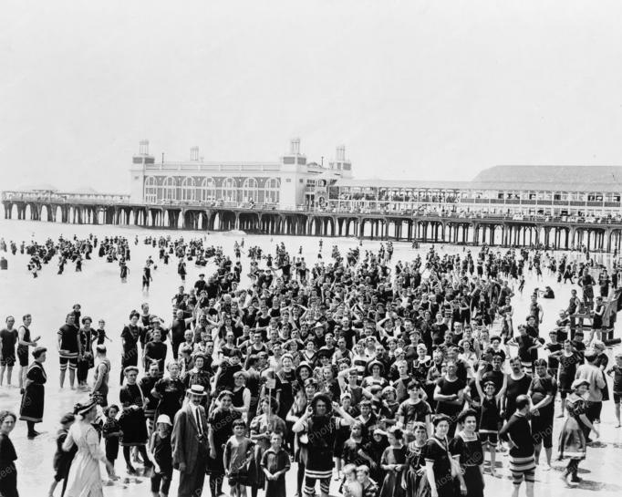 Atlantic City - A busy crowded beach - 1910s