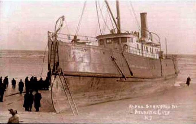Atlantic City - Another shot of the wrecked steamship Alpha - 1913