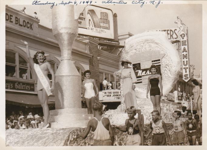 Atlantic City - Miss America Pageant parade - 1949