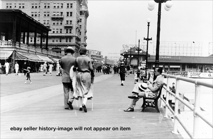 Atlantic City - Strolling on the Boardwalk - 1930s-40s