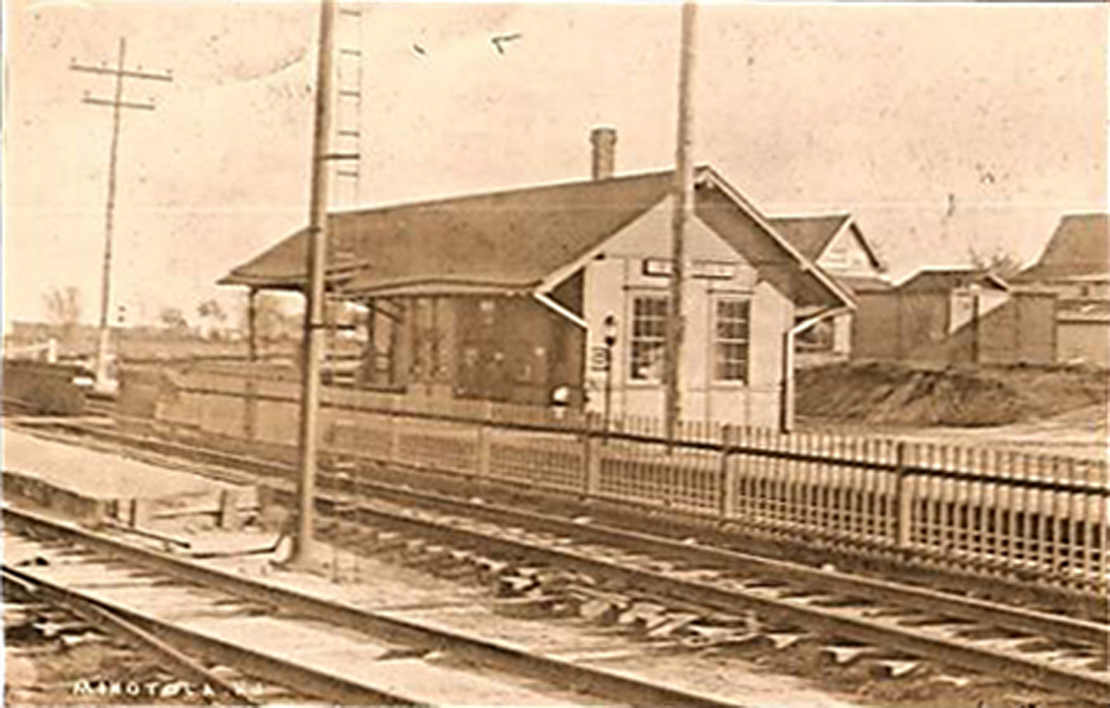 Minotola - View of Pennsylvania Railroad Station - 1915