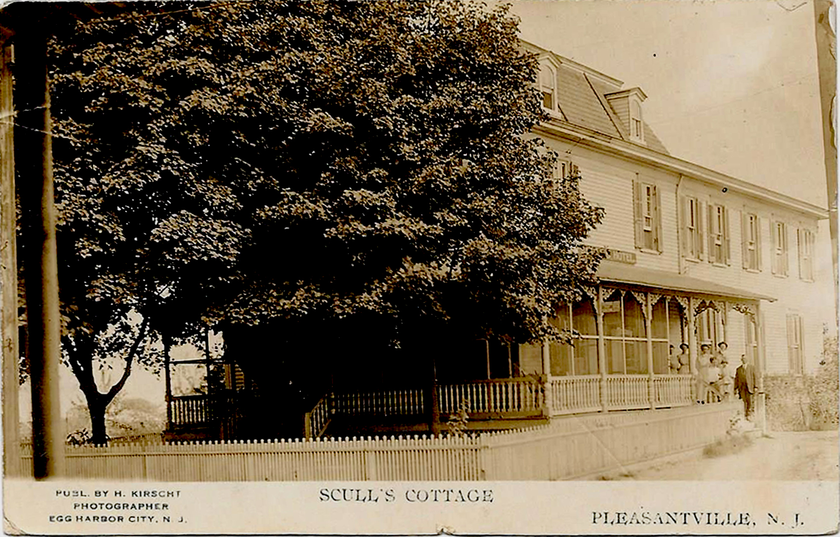 Pleasantville - Max H Kirscht Scull's Cottage - c 1910