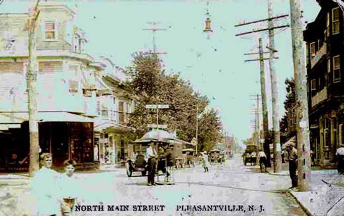 Pleasantville - North Main Street - 1917