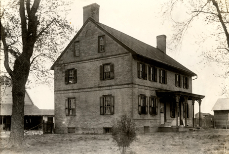 easthamptonBrick House, east side of Mount Holly-Jacksonville Road, Eastampton Twp., date unknown (owned by Frank E. Snyder, 1935)