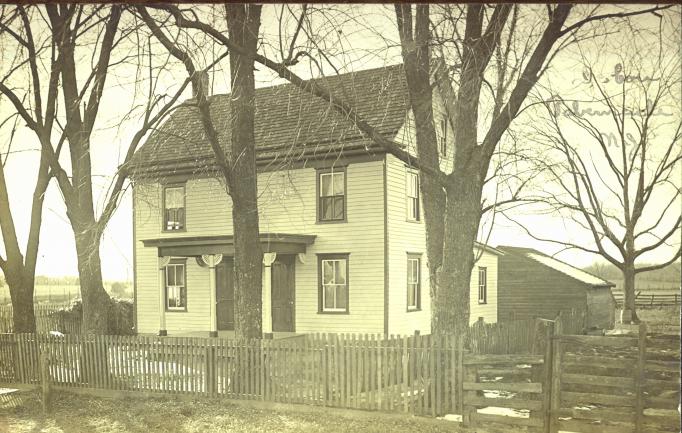 Medford-shamong-Tabernacle - -Unidentified House - Wm B Cooper -c 1910