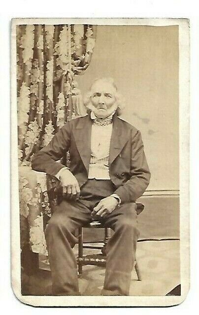 Mount Holly - CDV of unidentfied man - Benjamin Lee of Mount Holly photographer - Maybe 3rd quarter 19th century