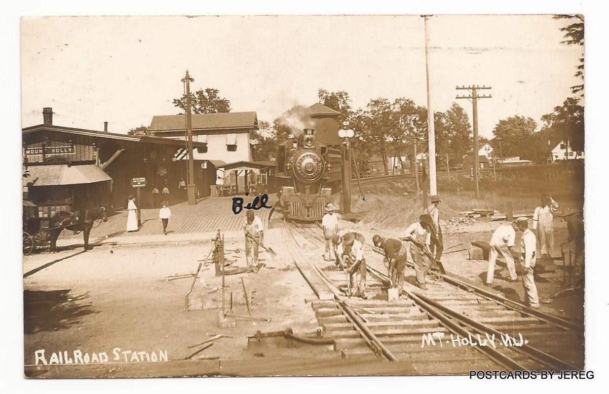 Mount Holly - Work crew near the station - 1919
