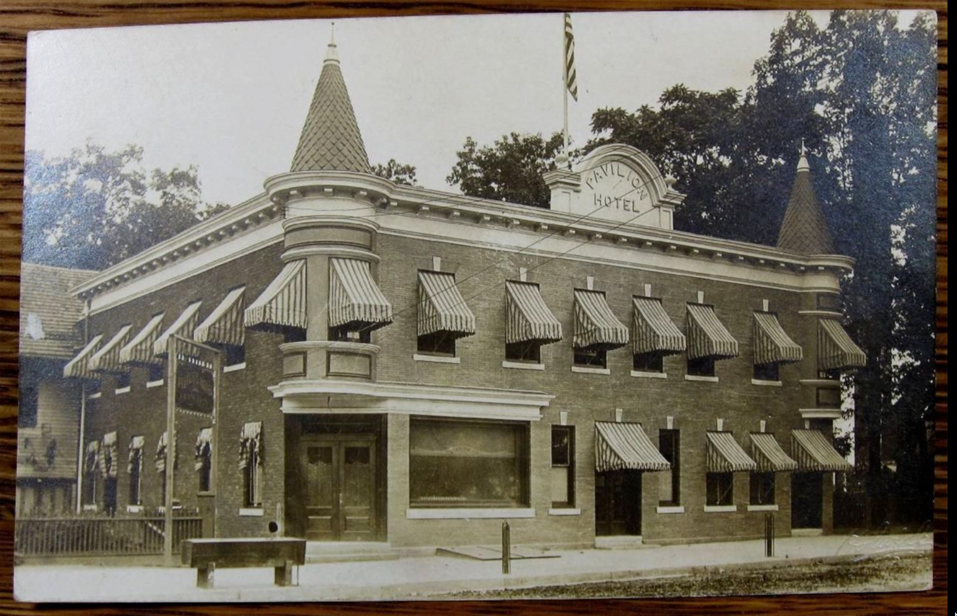 Riverside - The Pavilion  -c 1910