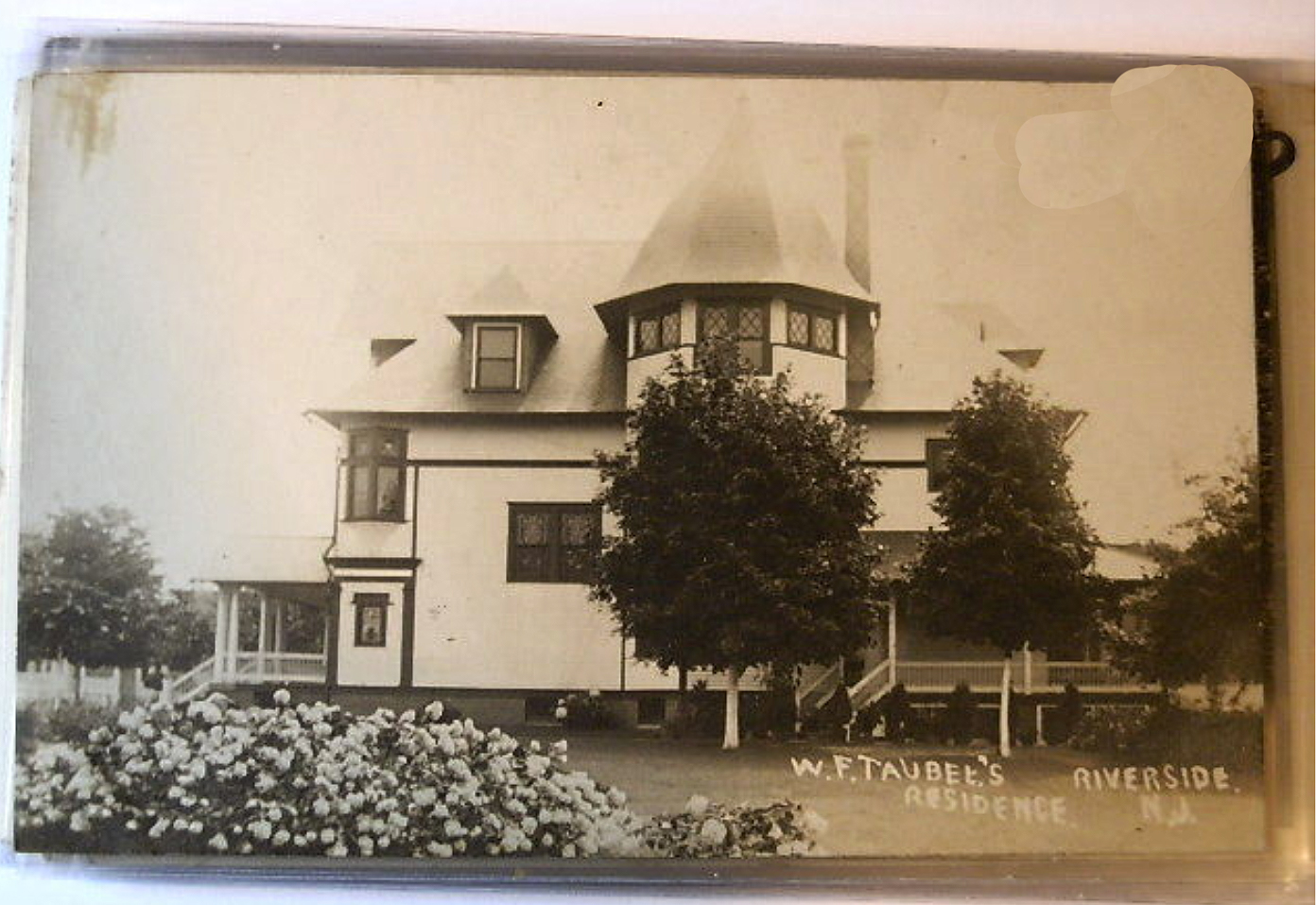 Riverside - W F Taubees Residence - c 1910