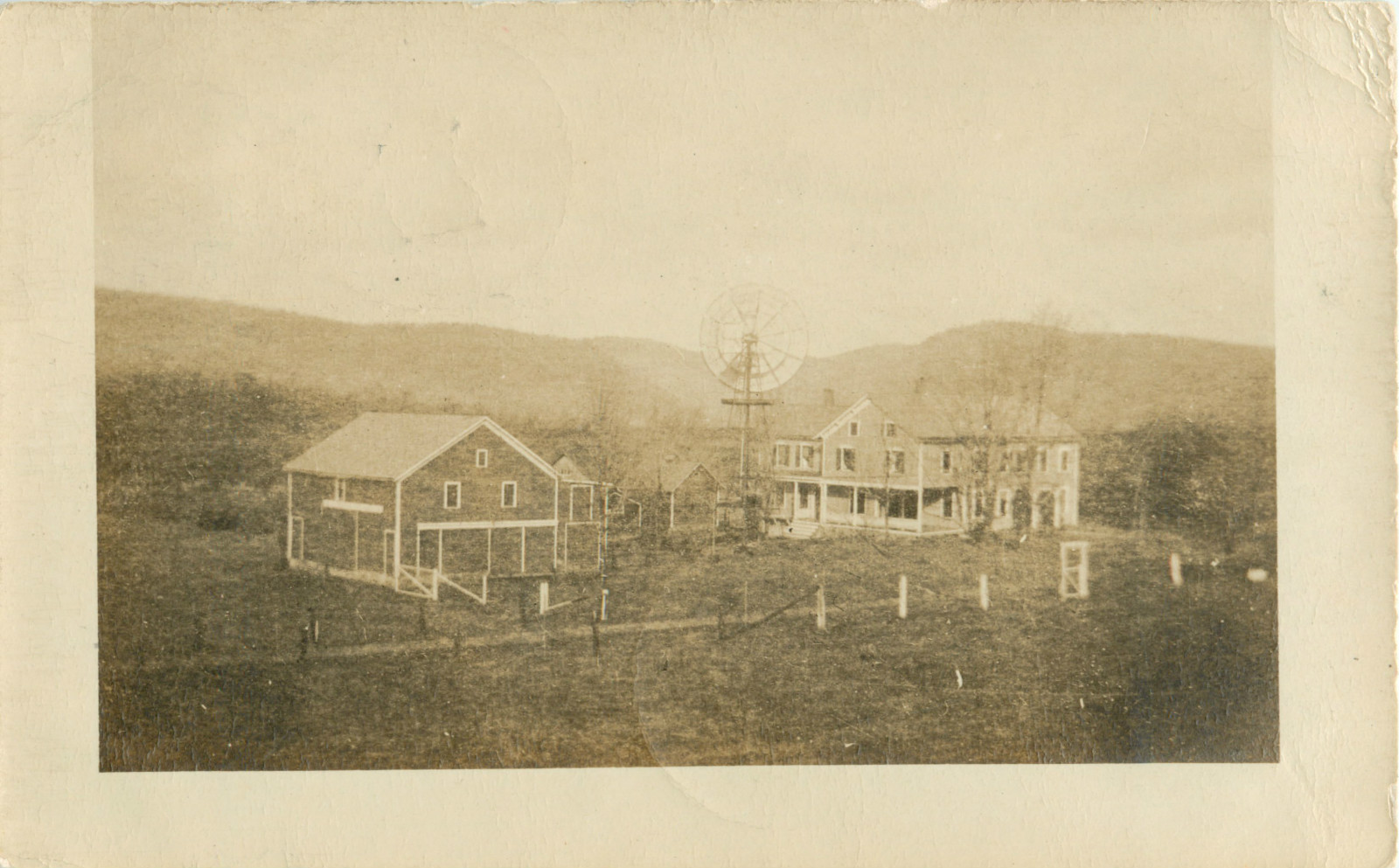 Branchville - Farm and windmill - c 1910