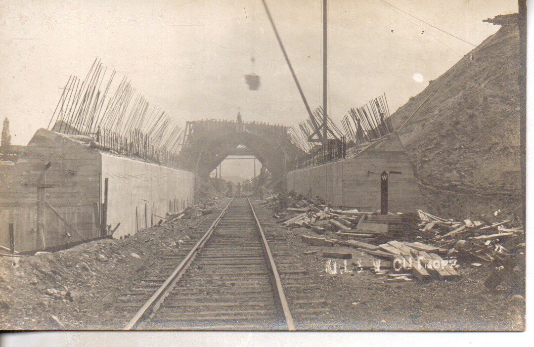 Huntsville vicinity - DL and W Lackawanna Cutoff - RR overpass construction - by Joseph Baily  - c 1910