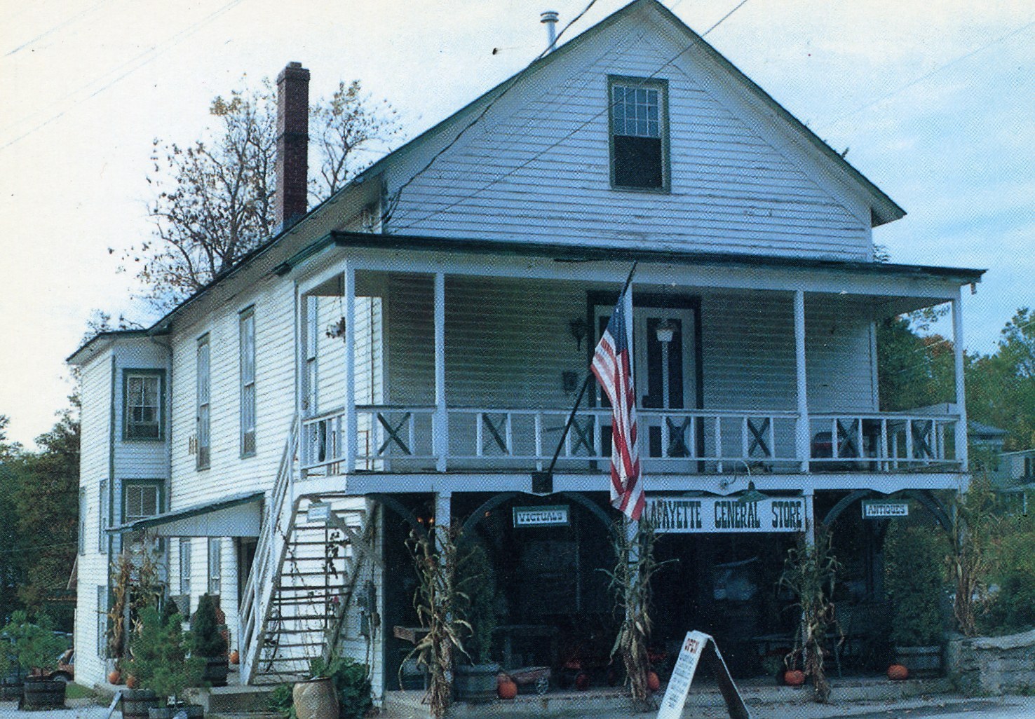 Lafayette - The general store