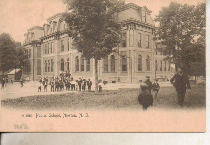 Newton - Public school - 1906