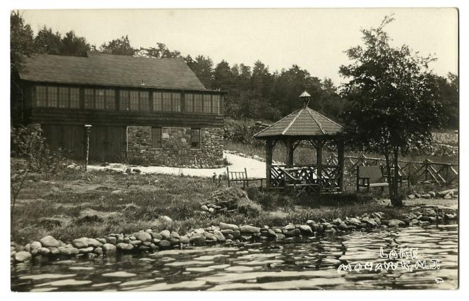 Sparta - House and garden by Lake Mohawk 0 c 1910s