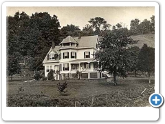 The residence of Mr. H.A. Pfieffer in Middle Valley near Califon - 1906