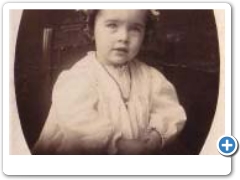 Milford - Little Girl - c 1910 - Photo by Vreeland