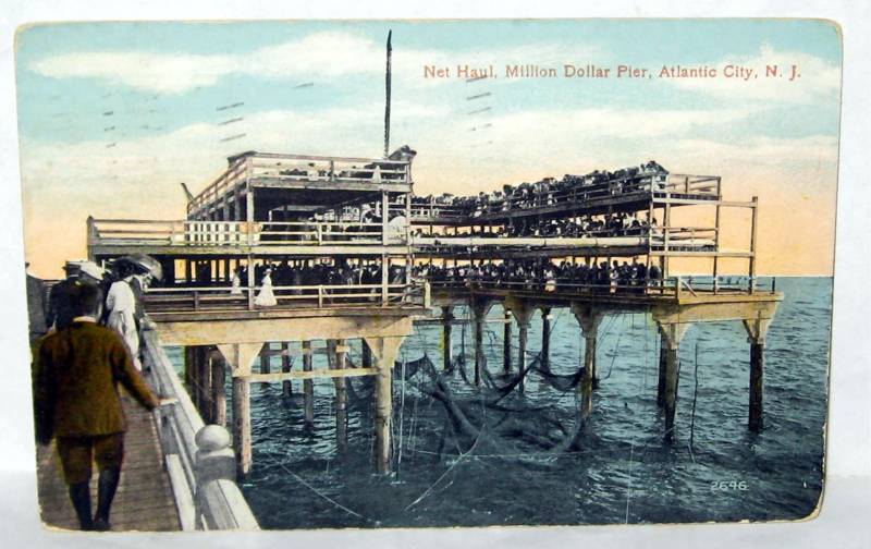 Atlantic City - Net Haul at Million Dollar Pier - 1916
