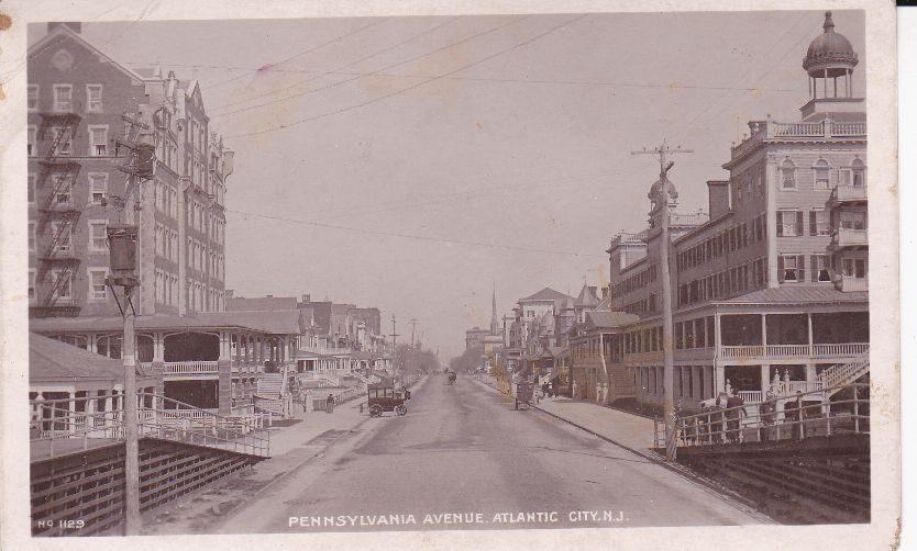 Atlantic City - Pennsylvania Avenue - c 1910