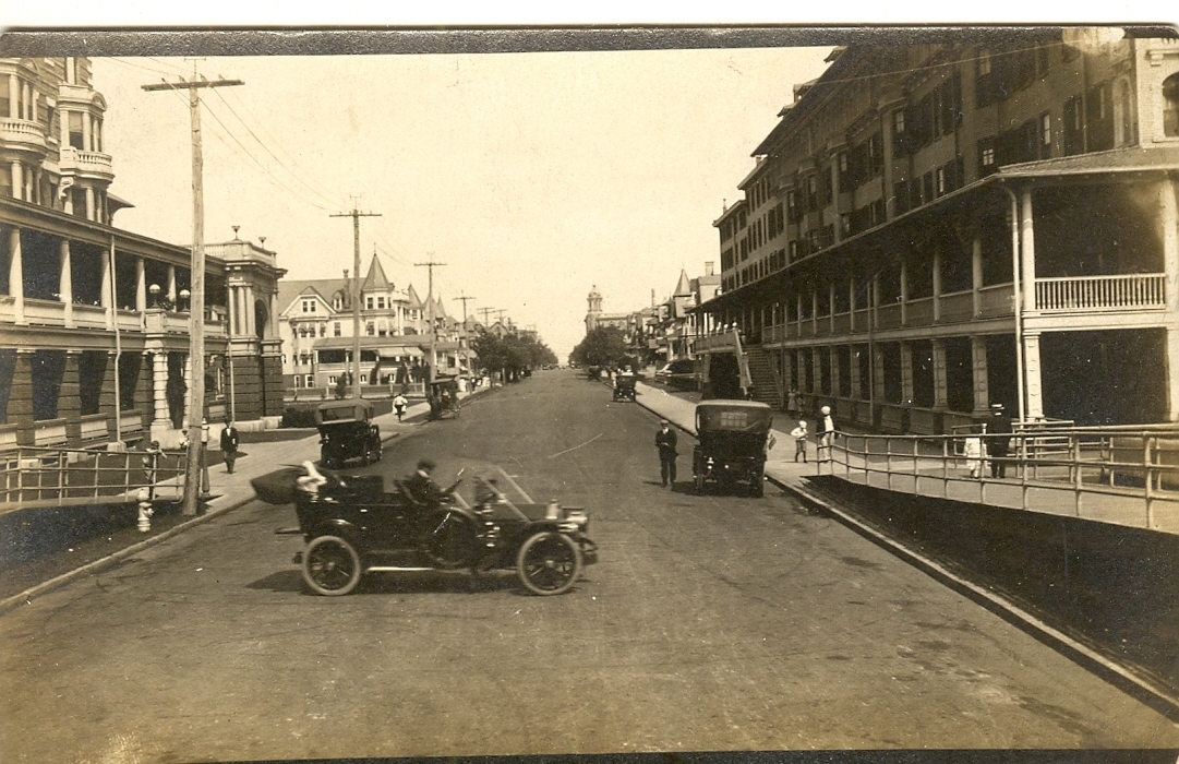 Atlantic City - Street near Haddon Hall - c 1910s