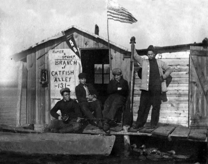 Egg Harbor City - Glouster Landing - the Elmer & Schorp Branch of Cat Fish Alley was taken at Gloucester Landing where the group had gathered to do some duck hunting - Coffee Mueller is seated in front - 1909