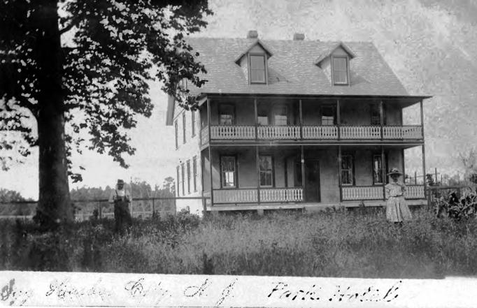 Egg Harbor City - The Park Hotel - This hotel was built by Dr Charles Smith toward the back of the Egg Harbor City Lake near the site of the graves behind the Bungalow Inn