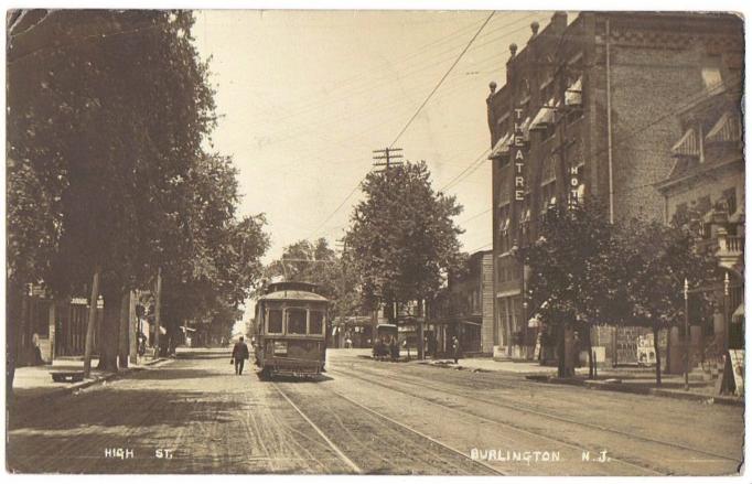 Burlington - A trolley on High Street - 1908
