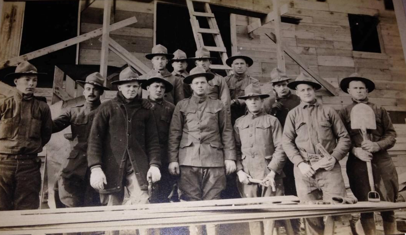 Camp Dix - Army engineers at constructionsite - 1917