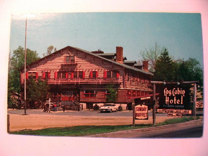 Medford Lakes - The Log Cabin Hotel and Restaurant - 1964