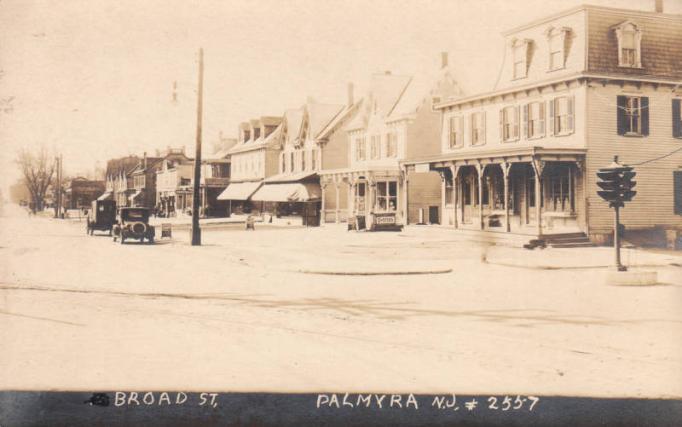 Palmyra - A view of Broad Street in the 1910s