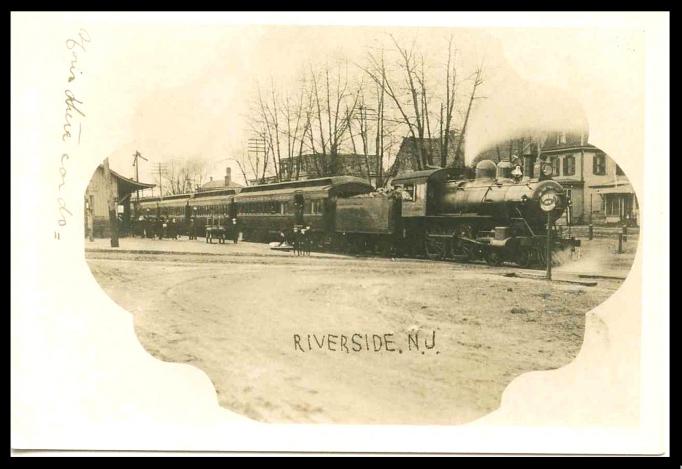 Riverside - Train over station - c 1910