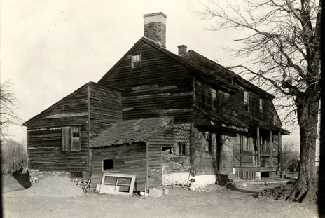 18. Ancient frame house, just north of Rancocas Village, Willingboro Twp., pre-1700 (occupied by Robert Haines, 1925-1930, owned by William Grovatt Sr., 1939)