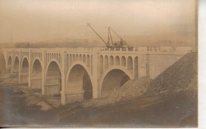 Hainesburg vicinity - DL and W Lackawanna Cutoff - Hainesburg Viaduct construction c 1908
