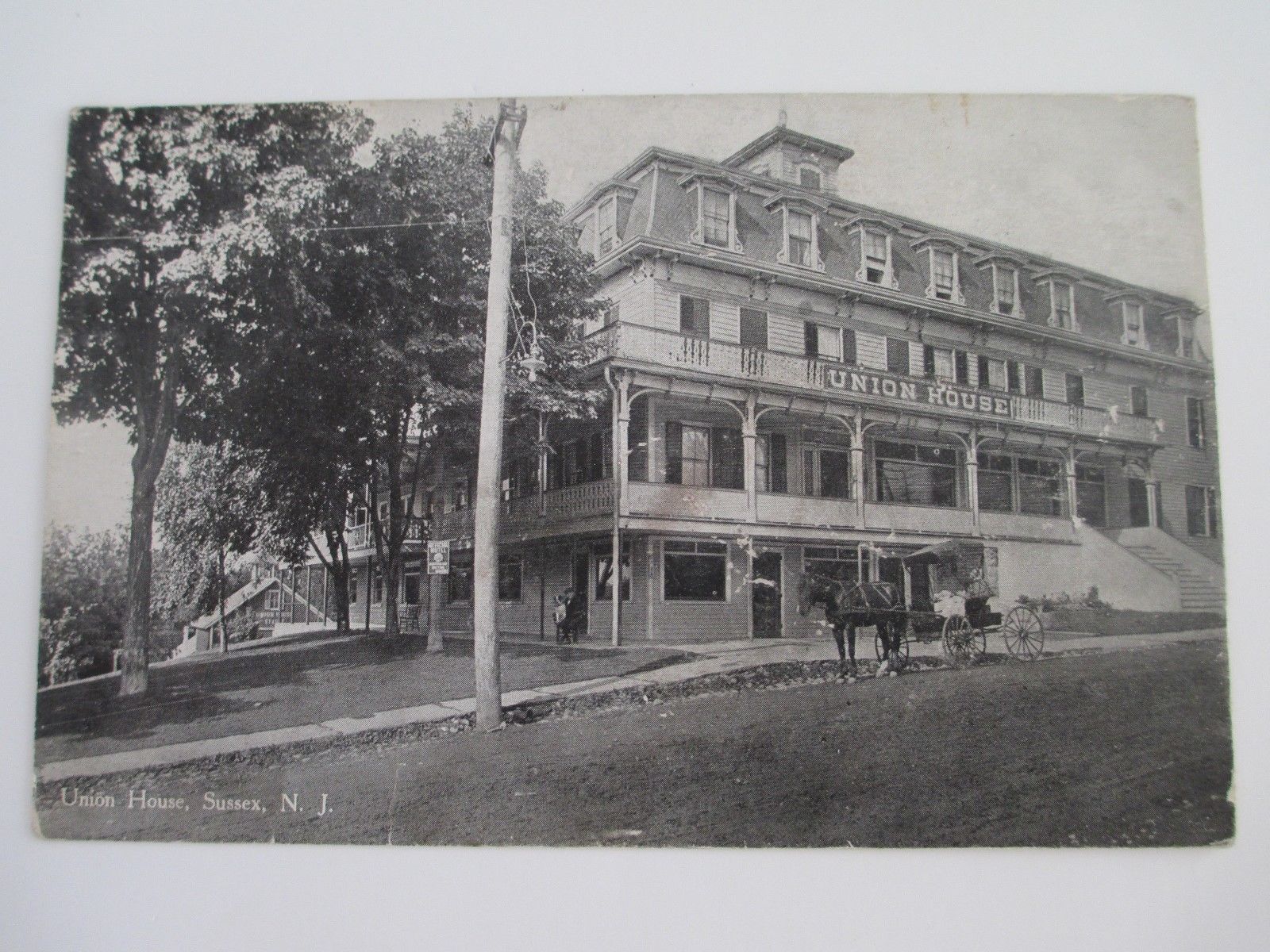 Sussex - The Union Hotel - c 1910