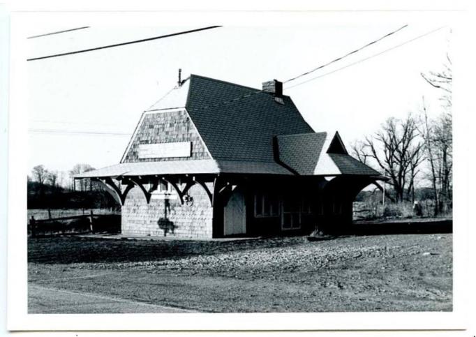 Vernon - Vernon Railroad Station - Charles Smith Regency Real Estate Photo - 1970